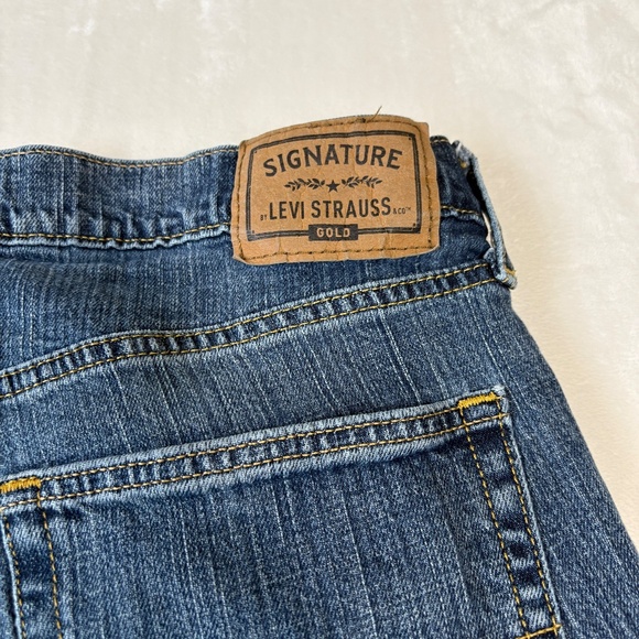 Levi's Strauss Signature Gold Relaxed Blue Jeans Mens Size 36 x 32 Pants - Picture 9 of 11